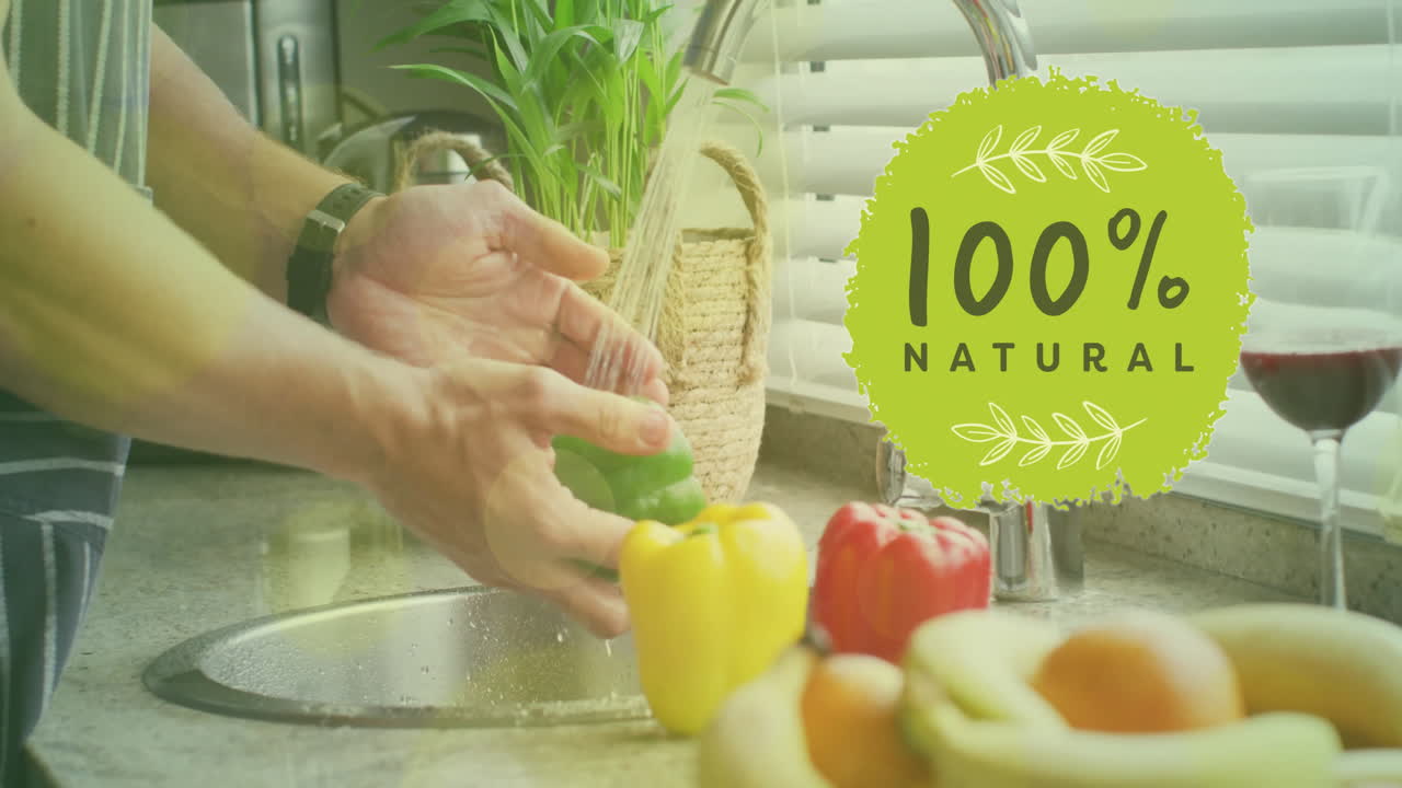 부에서 건강한 식사를 준비하는 다양한 커플에 대한 100% 자연 텍스트의 애니메이션