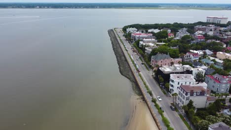 una toma de drones de la batería en charleston, carolina del sur.