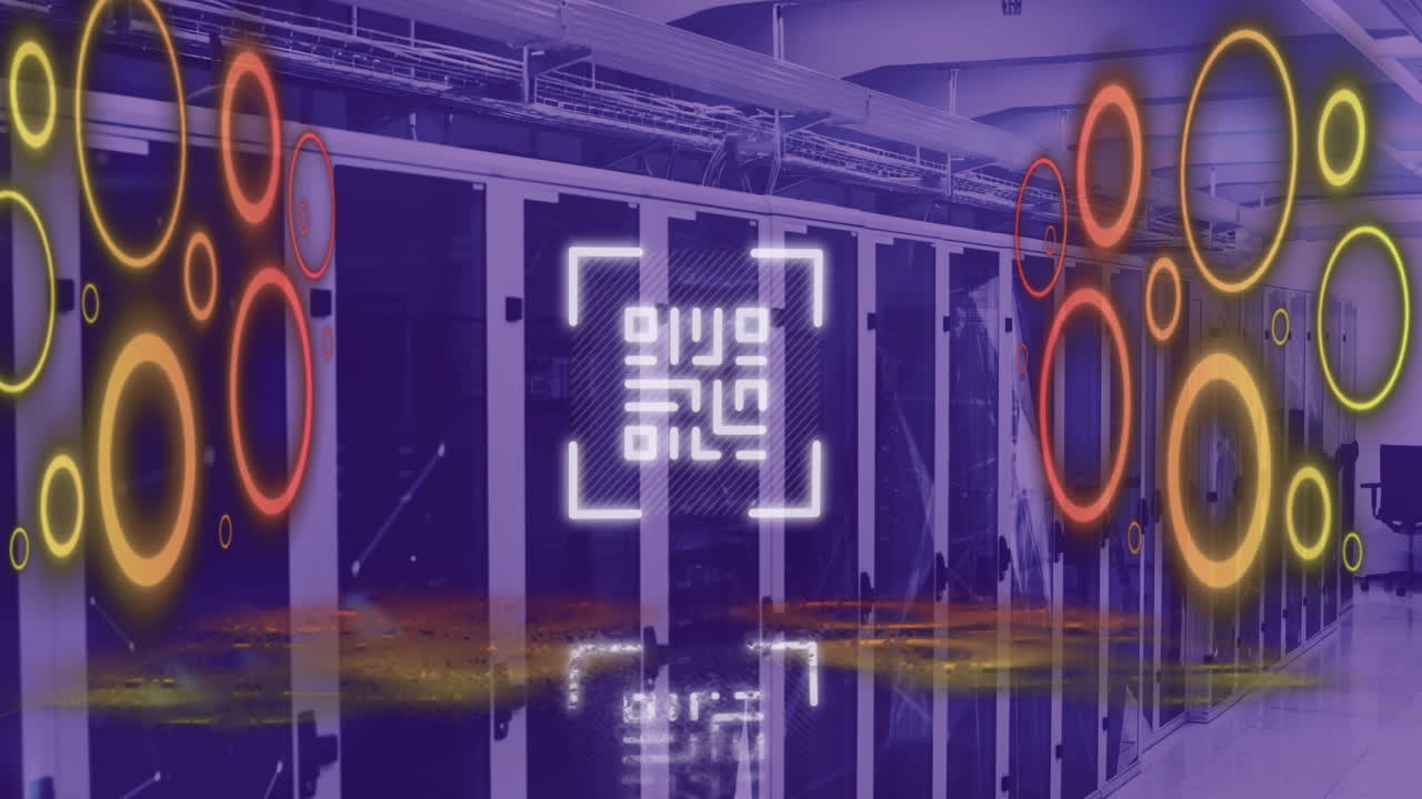 컴퓨터 서버 위에서 네온 원과 함께  ⁇ 박이는 qr 코드의 애니메이션