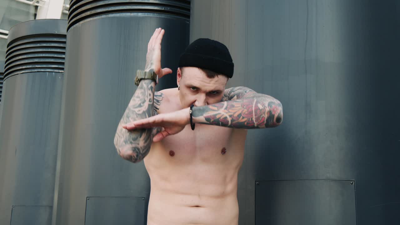 현대 합 스트리트 댄서, 문신이 있는 스터, 키, 도시 댄스, 프리스타일