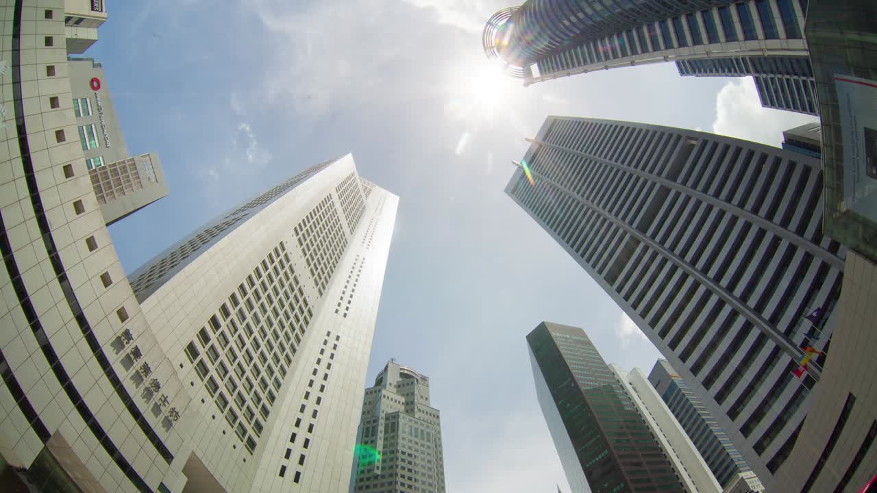 dia ensolarado cidade de cingapura centro da cidade para cima vista panorâmica 4k lapse de tempo