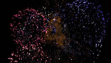 animación de interiores modernos con navidad blanca y fuegos artificiales de año nuevo explotando en el cielo nocturno