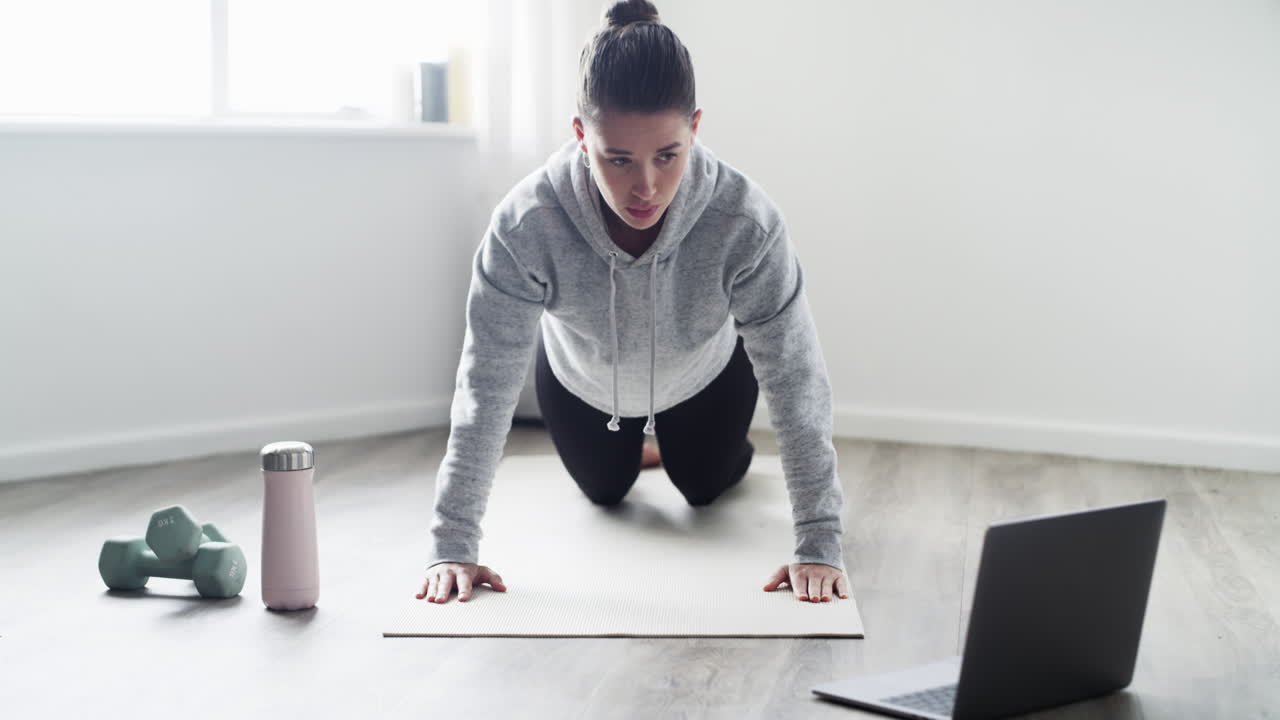 puedes quedarte en casa y seguir en forma.