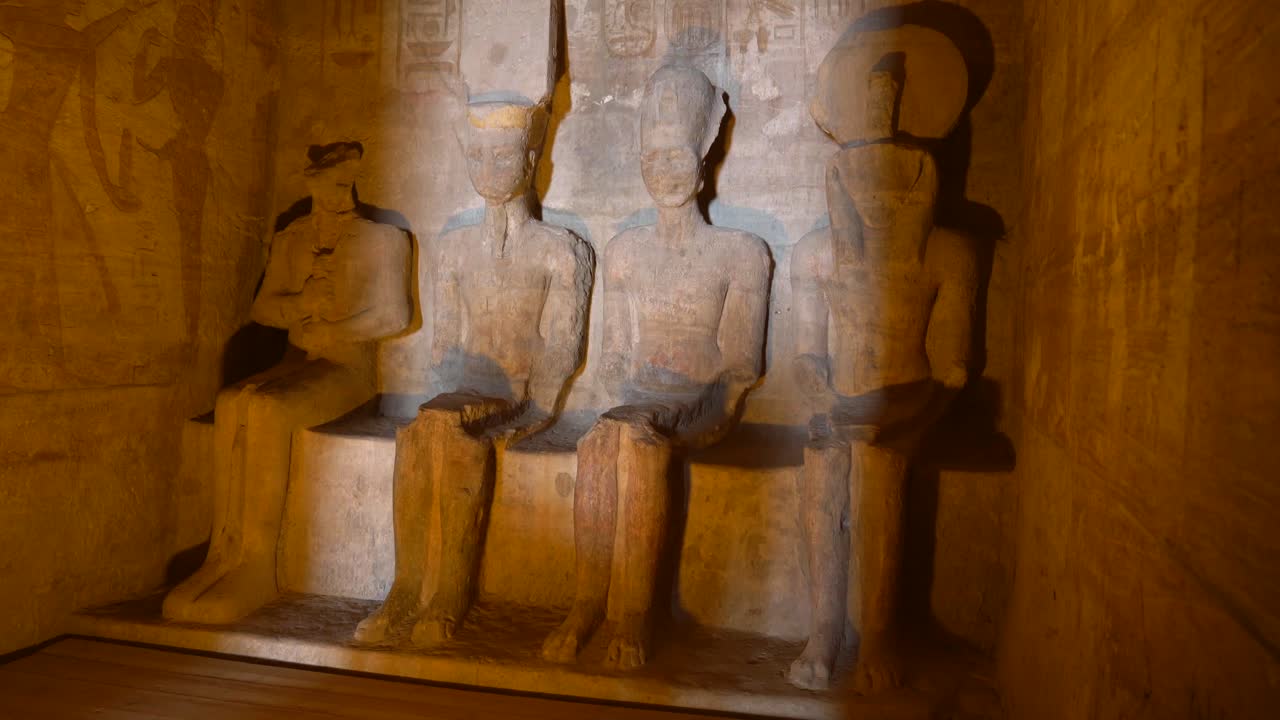 Estátuas em Abu Simbel