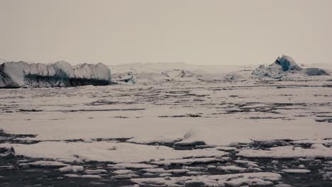 Different-camera-moves-showing-icebergs-in-Glacier-Lagoon,-Iceland