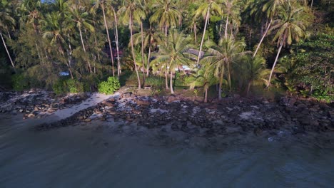 la casa de vacaciones del paraíso del ermitaño abandonado