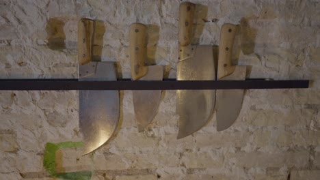 wall-mounted knives