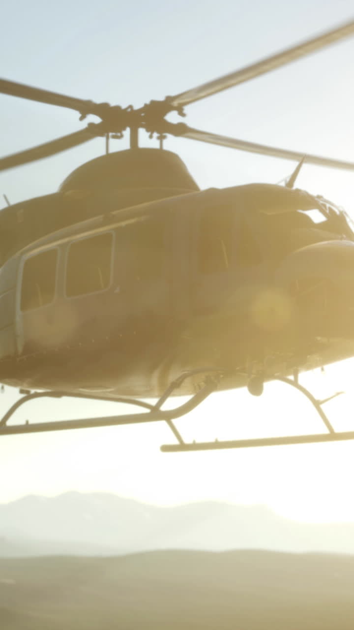 helicóptero militar de los estados unidos en vietnam.