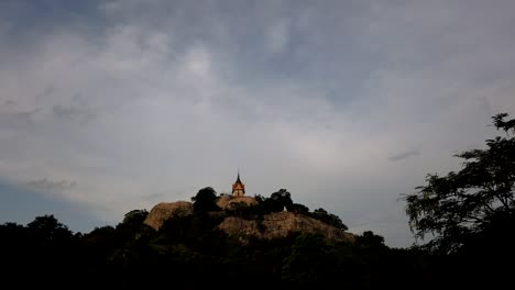 wat phra phutthachai is a tourist destination to foreigners and to the thai nationals who are seeking for blessings