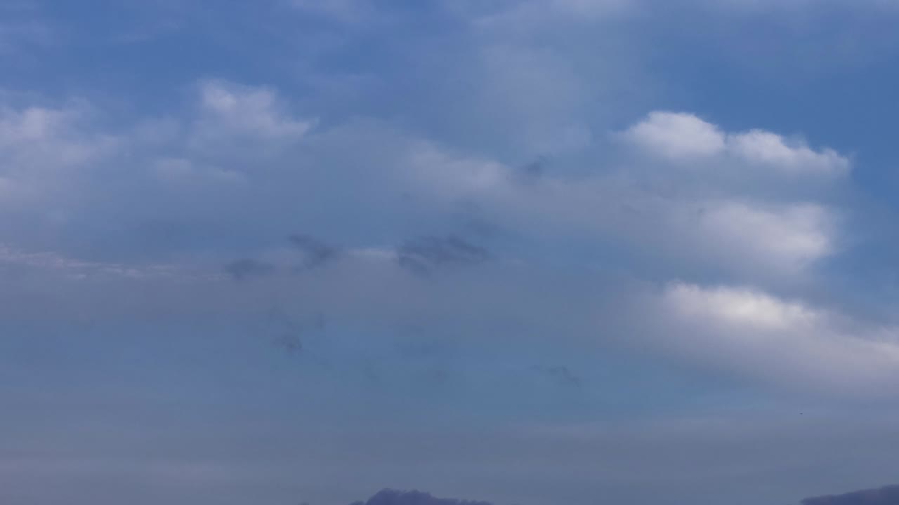 하늘에서 아름다운 구름이 가득한 하늘의 추상