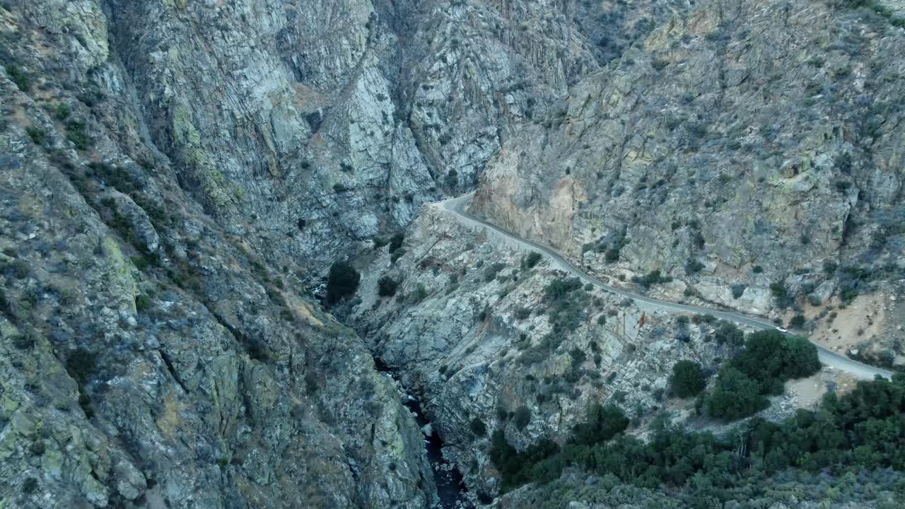 USA, CA, outside Kings Canyon National Park, Convict Flat, 45589 - Canyon