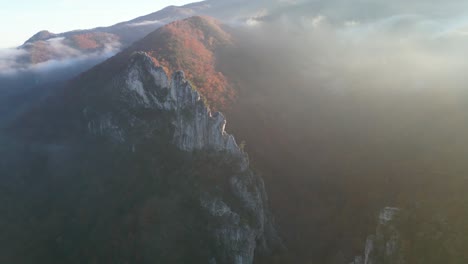 Seneca-rocks-Morning-Drone-FPV-FlyTo