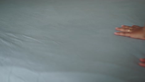 haciendo una cama