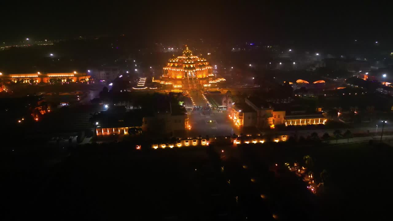 swaminarayan akshardham mandir en nueva delhi, vista desde el aire