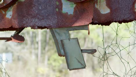 parte de un signo de deterioro de un antiguo motel