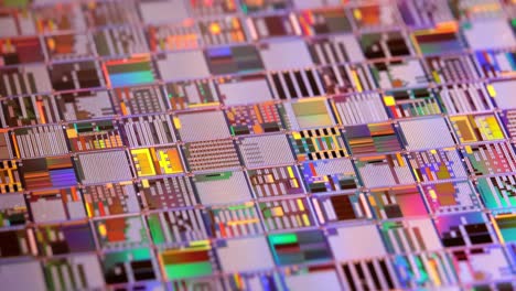 Primer-Plano-De-Oblea-Semiconductora-De-Silicio.-En-Electrónica,-Una-Oblea,-También-Llamada-Rebanada-O-Sustrato,-Es-Una-Rebanada-Delgada-De-Semiconductor,-Un-Silicio-Cristalino,-Que-Se-Utiliza-Para-La-Fabricación-De-Circuitos-Integrados.