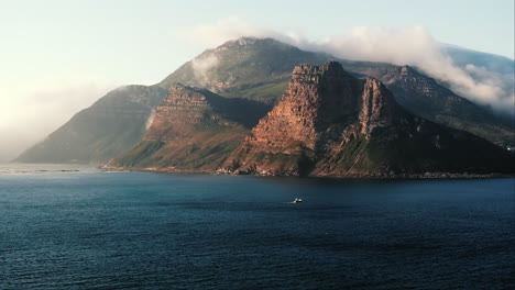 Península-Del-Pico-De-La-Montaña-Centinela-De-Ciudad-Del-Cabo