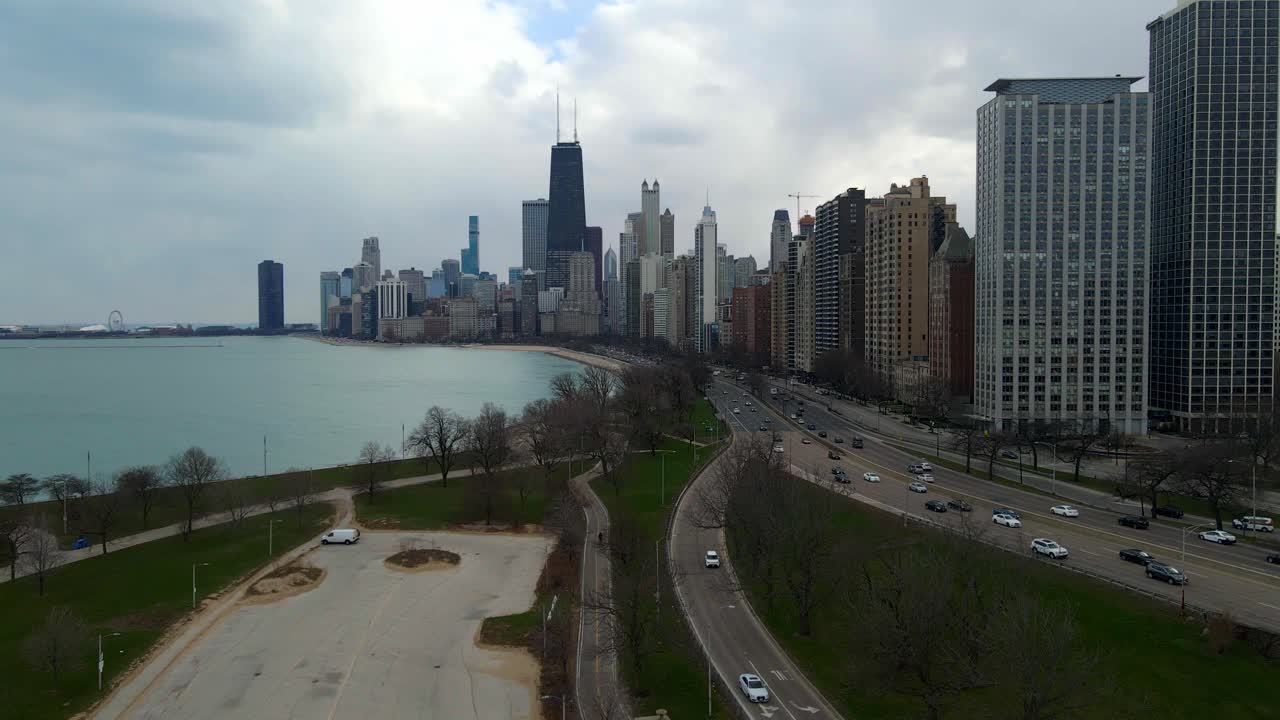 vista aérea del centro de chicago visto desde la unidad de la costa norte del lago