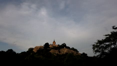 wat phra phutthachai is a tourist destination to foreigners and to the thai nationals who are seeking for blessings