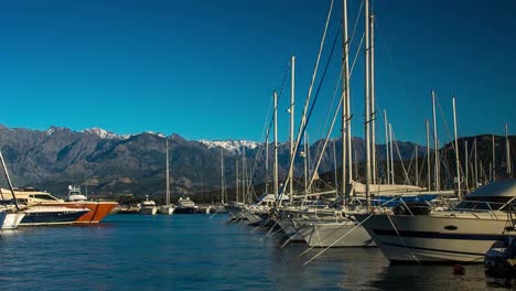 Calvi-Boote-00