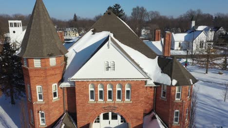 Stockbridge-Michigan-Rathaus-Antenne-Offenbaren