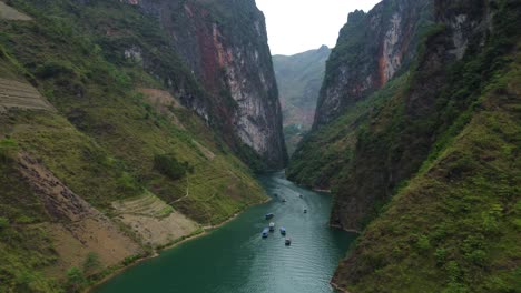 formed from limestone, slopes covered in vegetation, turquoise river water