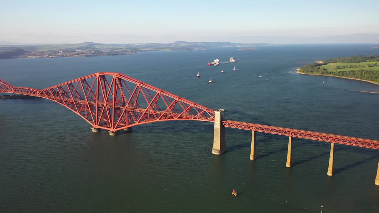 스코틀랜드 의 포스 브리지 의 공중 사진