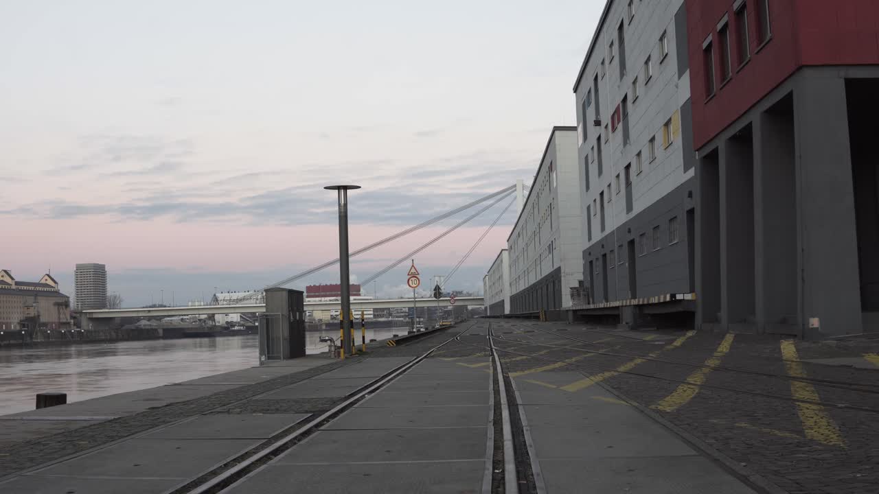 맨하임 의 라인 강 항구 의 안정적 인  ⁇  과 도시 풍경 배경