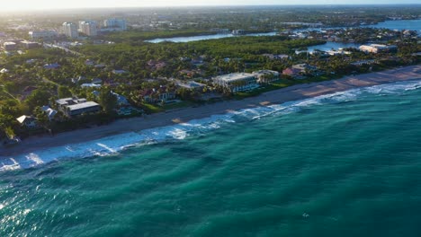 Villen-Entlang-Des-Strandes-In-Palm-Beach-County,-Florida