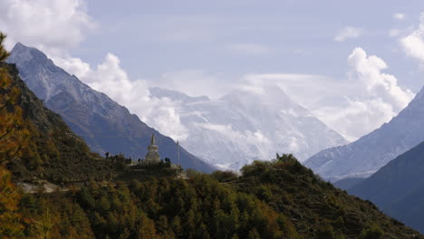 shot of everest base camp trail in nepal