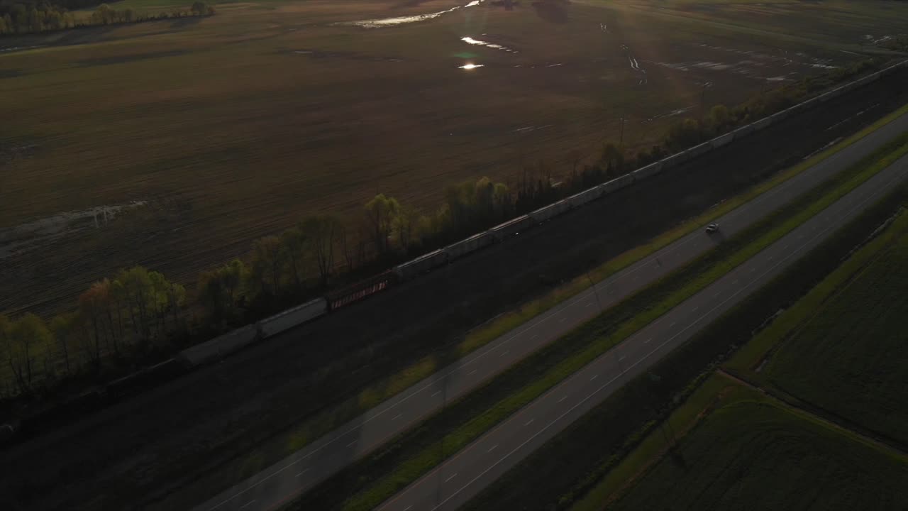 시차 위로 일몰 기차 비행