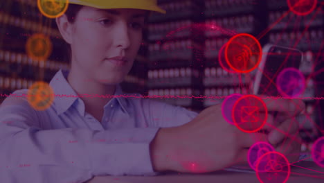 animación de una red de iconos digitales sobre una mujer usando un teléfono inteligente