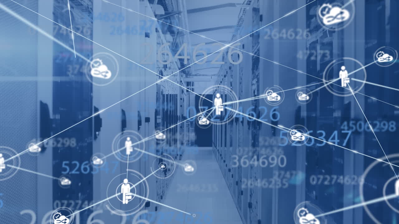 클라우드 아이콘과 컴퓨터 서버를 통한 데이터 연결 네트워크의 애니메이션