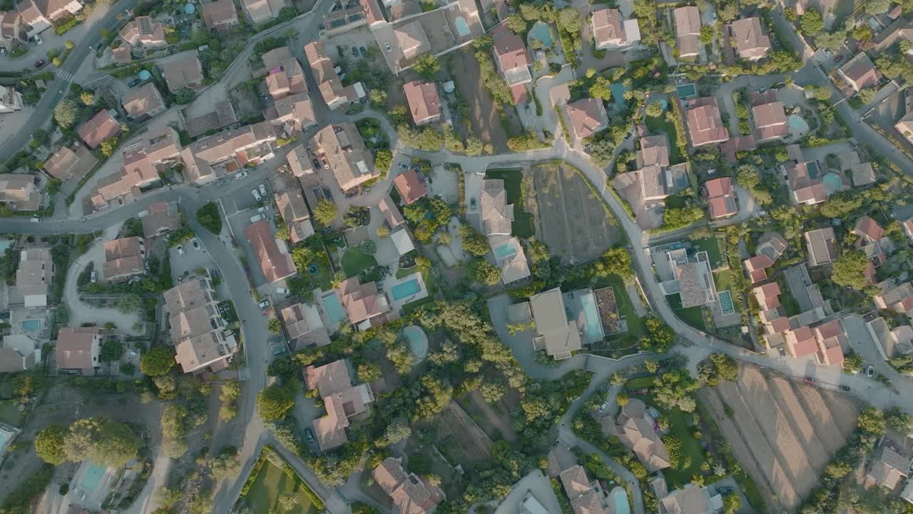 프랑스 남부의 교외 주거 지역 교외, carqueiranne, var, 프로방스-알프-코트 다쥐르