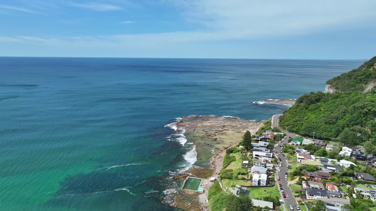 vista aérea de una ciudad costera en australia