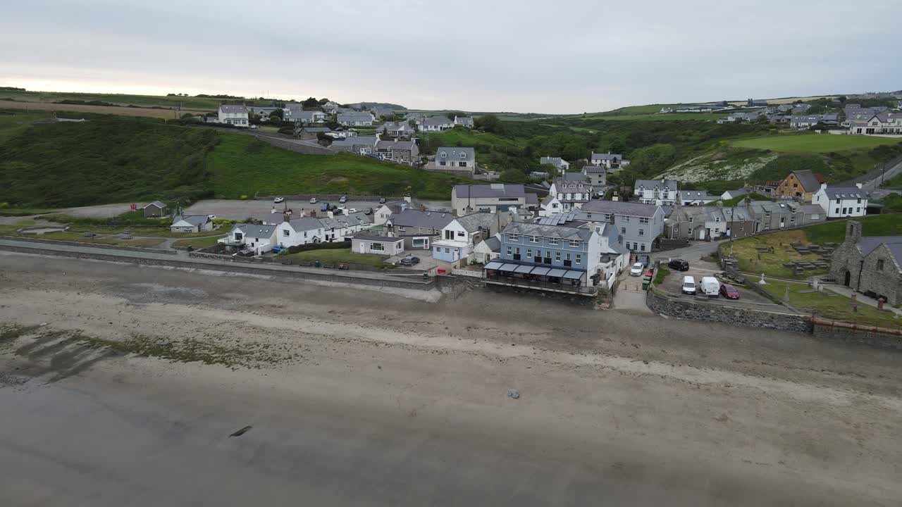 Aberdaron, piccolo villaggio in Galles - Immagine aerea
