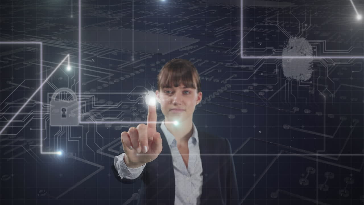 animación de circuito integrado, luces y candado digital sobre mujer de negocios caucásica