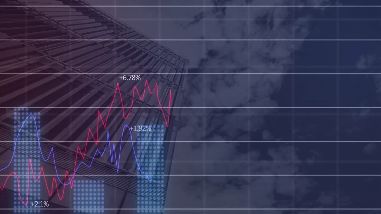 animación del procesamiento de datos estadísticos a través de la red de red contra vista de ángulo bajo de un edificio alto