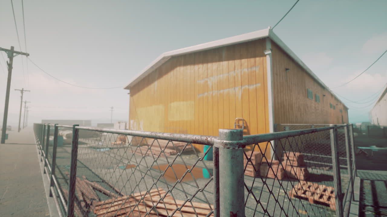 antiguo almacén en una zona industrial