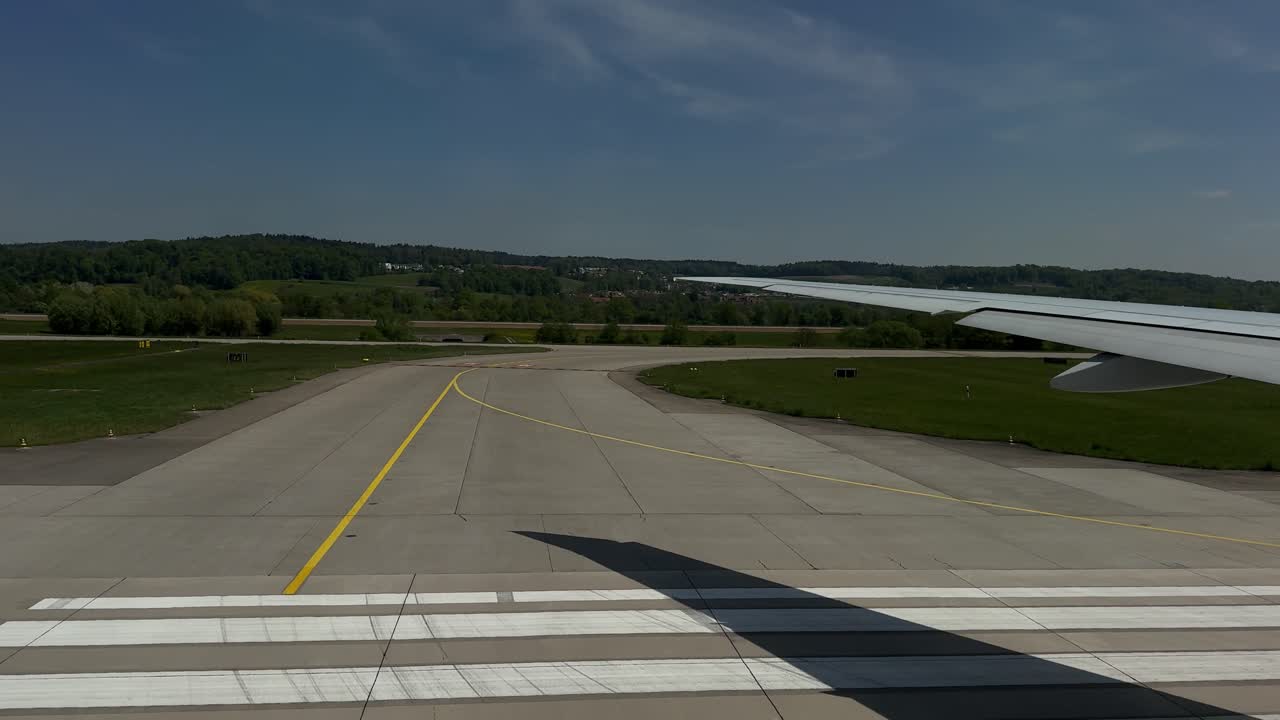 Takeoff tarmac airplane wing view ready for take-off from airport runway