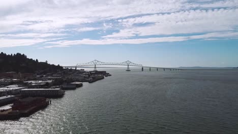 bridge crossing the columbia river into washington from astoria, oregon