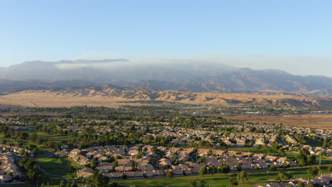 california wildfire smoke from apple fire in san bernardino national forest