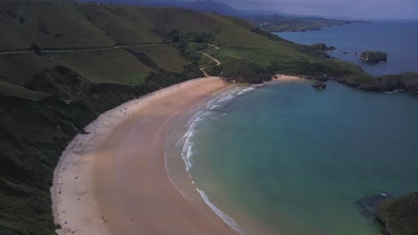 Torimbia-beach-in-Llanes-bay,-Asturias