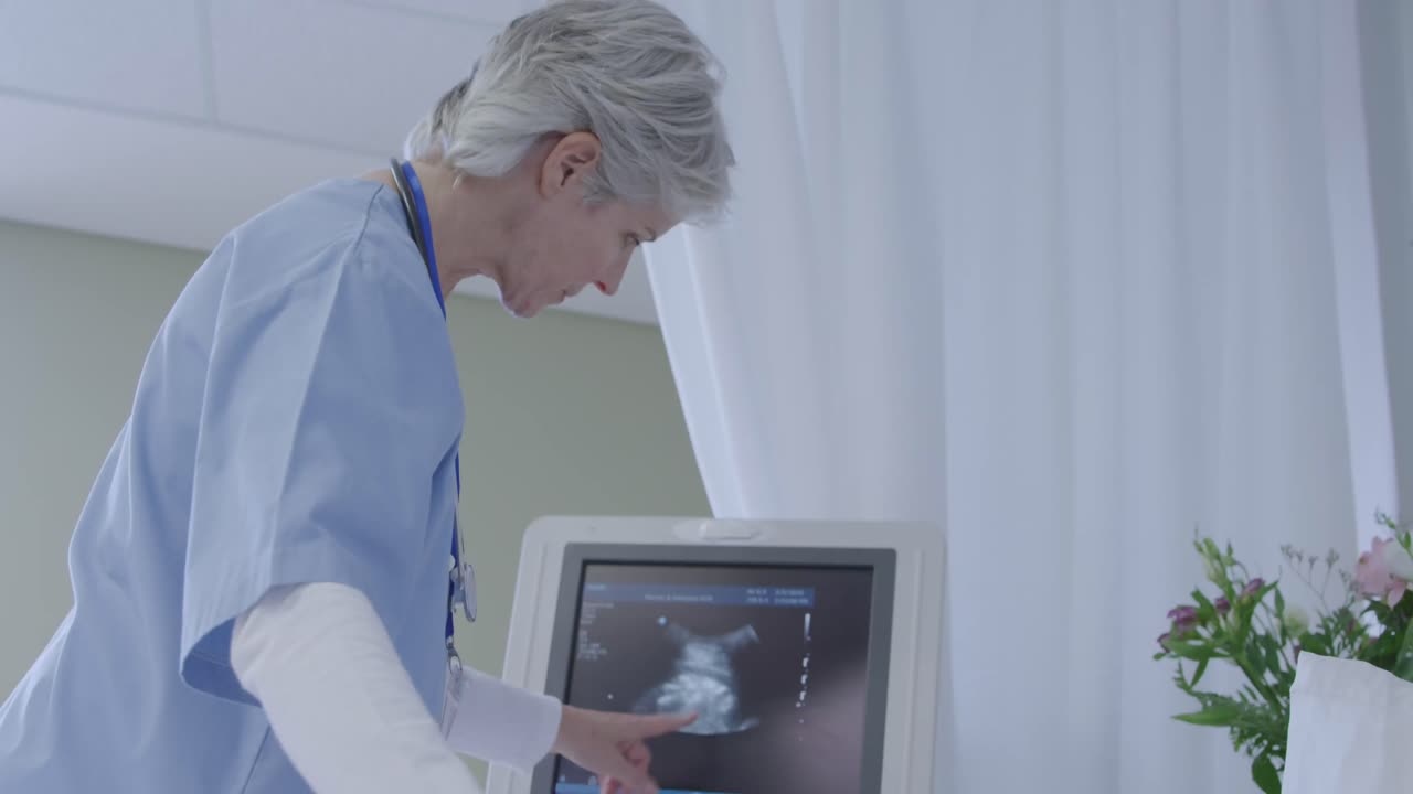 Pregnant woman in hospital