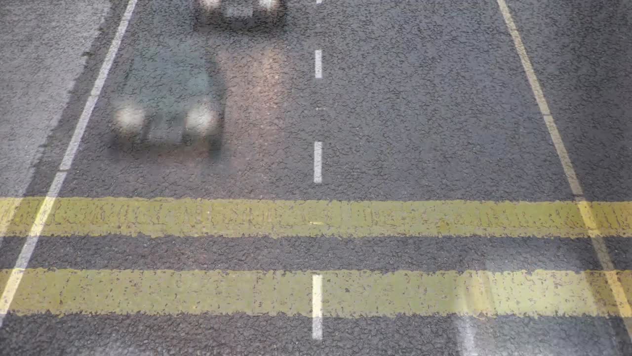 animación de el lapso de tiempo con el tráfico por carretera