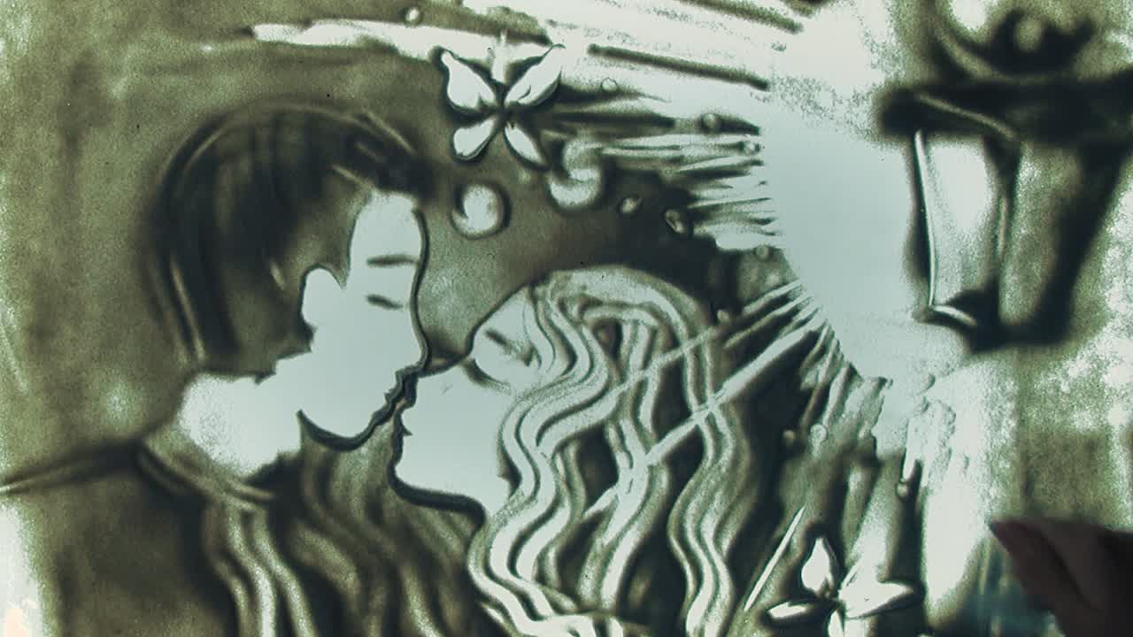 유리 위에 모래를 그리는 기술