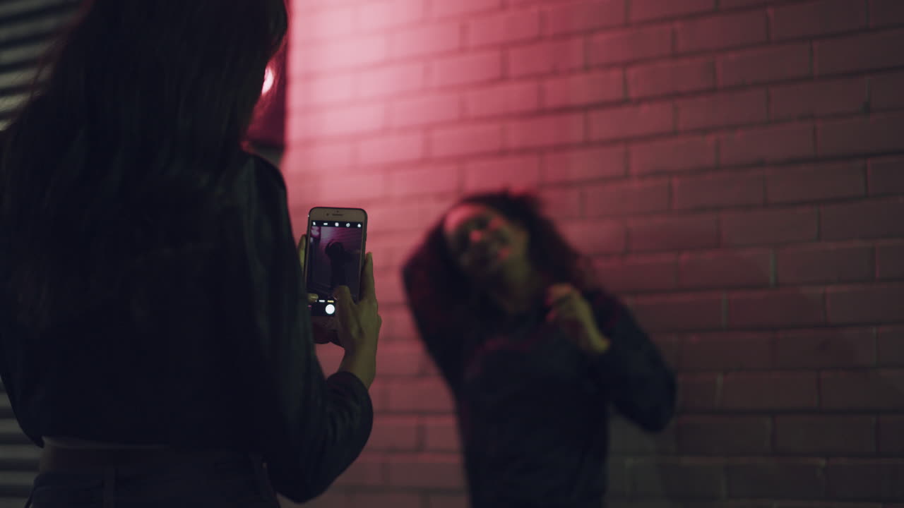 una noche divertida exige una sesión de fotos espontánea