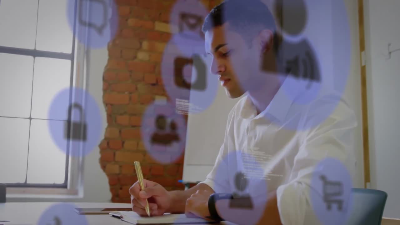 태블릿을 사용하는 사업가에 대한 디지털 아이콘 네트워크의 애니메이션