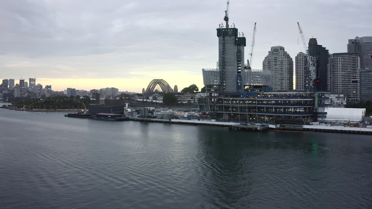 Let's get a closer look at this gorgeous city