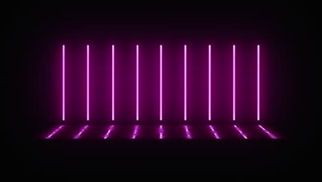 las lámparas de neón verticales se encienden, brillan y se apagan alternativamente en la oscuridad. las lámpares brillan con luz púrpura. en los charcos se reflejan las lámparas. fondo negro. gráficos de movimiento.